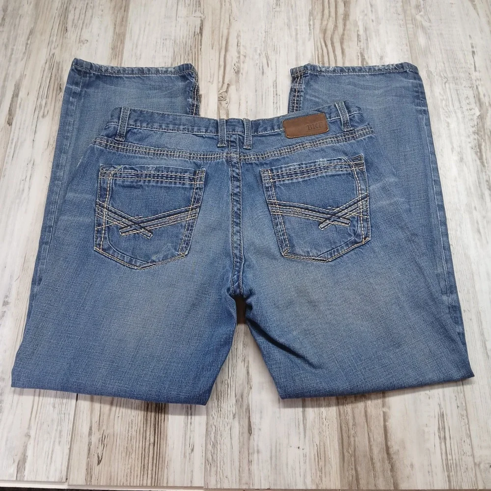BKE Derek Mens Straight Leg Jeans 36R Medium Wash Denim Blue ABM12077